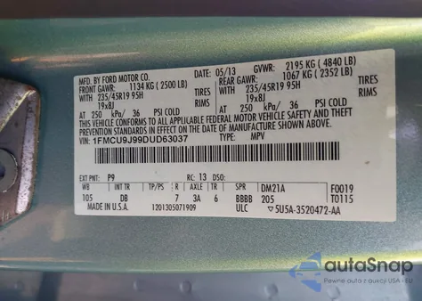 2013 Ford Escape Titanium z USA, uszkodzony, nr VIN 1FMCU9J99DUD63037